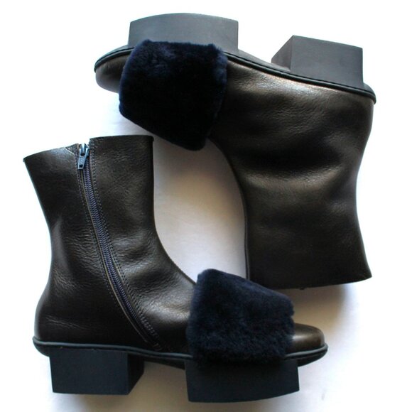 Trippen Sofa F Ankle Boot / Size 40 / US 9 / Black Navy Avant-Garde Fur Platform - Picture 4 of 7